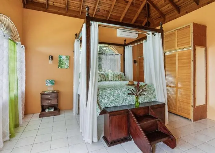 Yanceylargo Estate - Newly Renovated 7br Beautiful Two-story W Gorgeous Mountain View Villa *