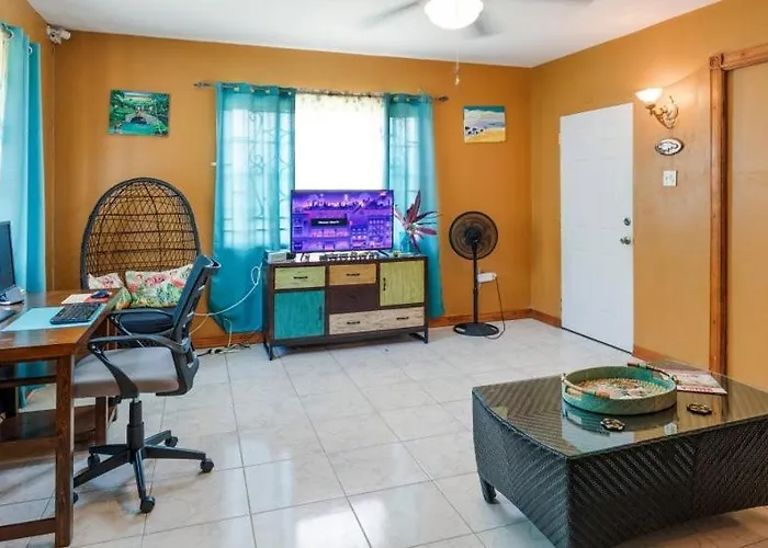 Villa Yanceylargo Estate - Newly Renovated 7br Beautiful Two-story W Gorgeous Mountain View *