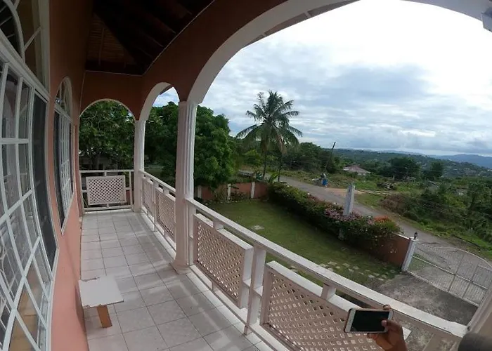 Yanceylargo Estate - Newly Renovated 7br Beautiful Two-story W Gorgeous Mountain View